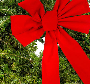 22" Holiday Wreath with Bow